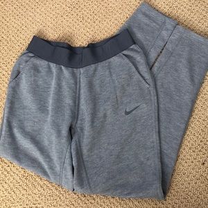 NIKE women’s ankle length sweat pants